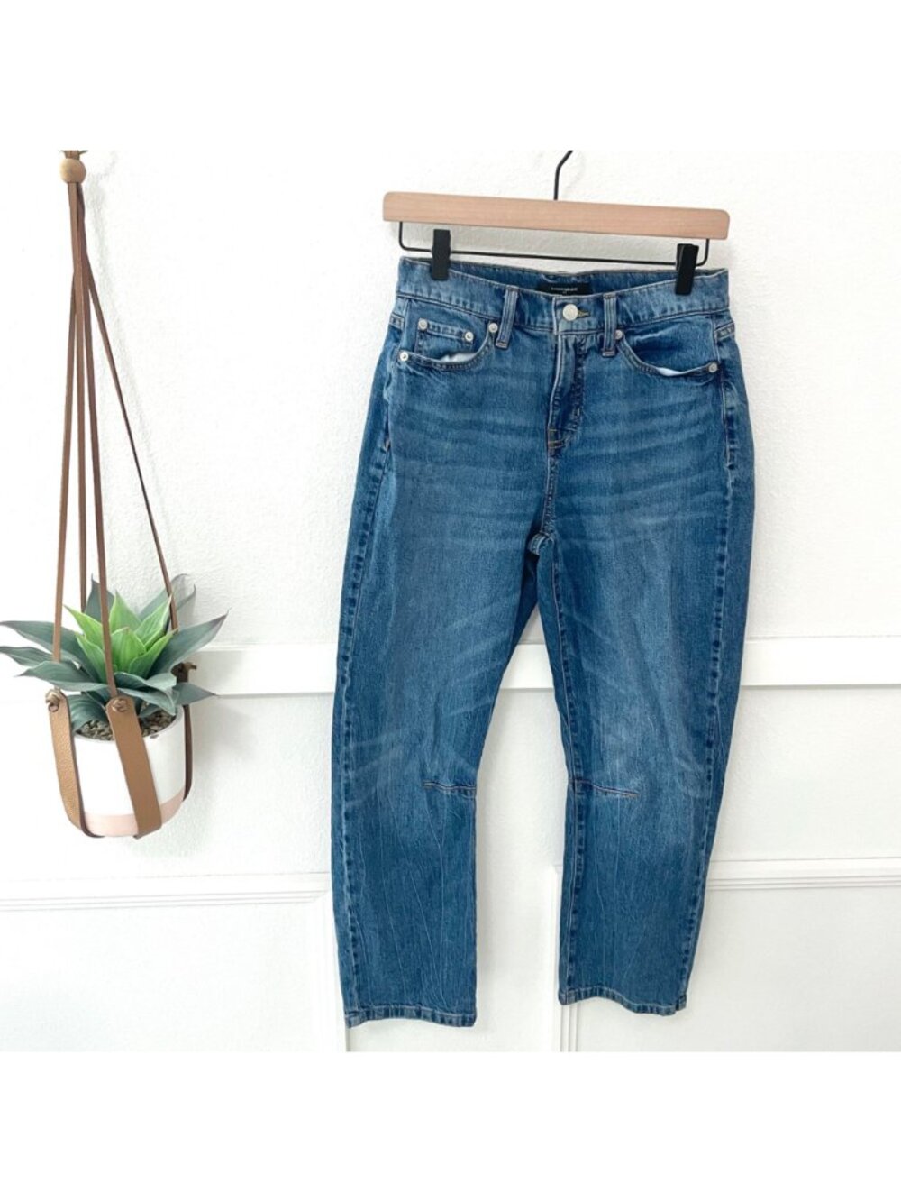 Banana Republic 804434 Women's Size 26/2 Blue Barrel Mid-Rise Ankle Jeans - Picture 2 of 6